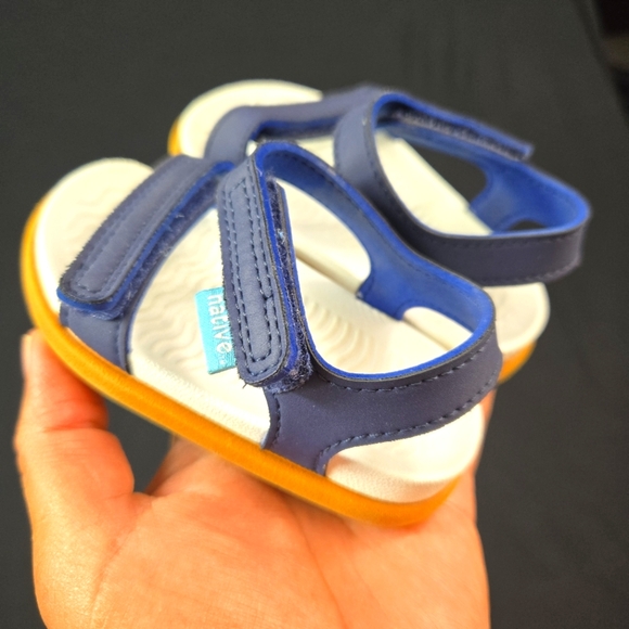 Native Charly Water Summer Strappy Sandals In Regatta Navy/Blue Kids Sz 4C - Picture 1 of 8